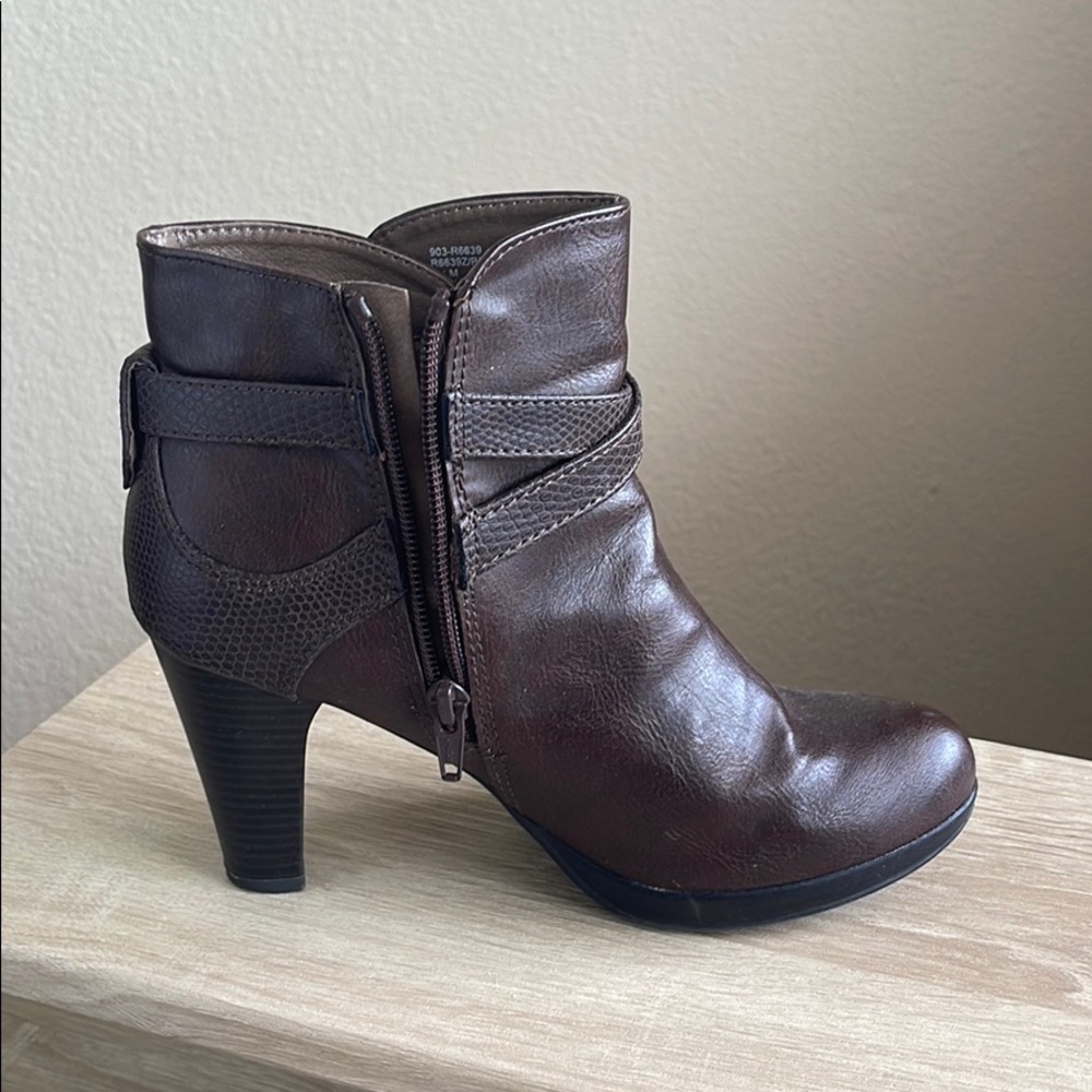 Brown boots